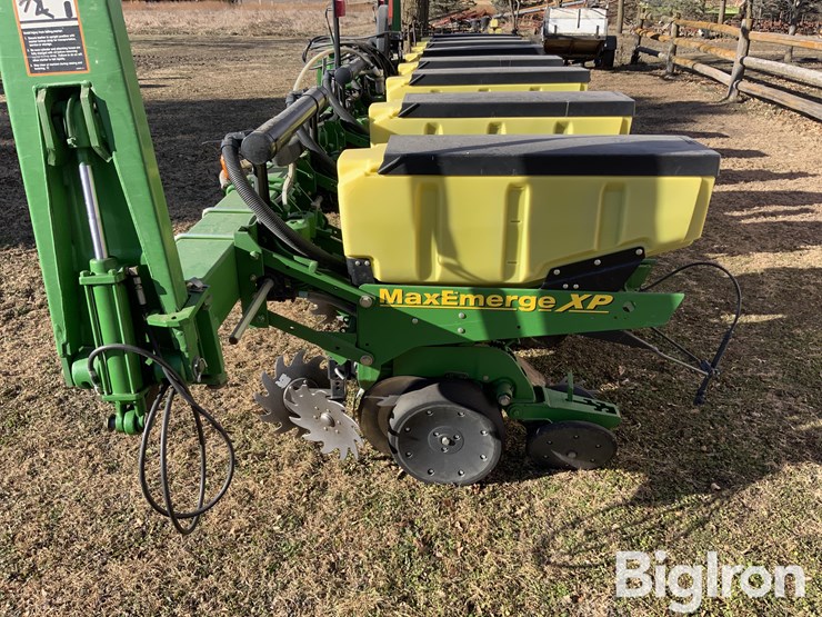 2007-john-deere-1710-image-8