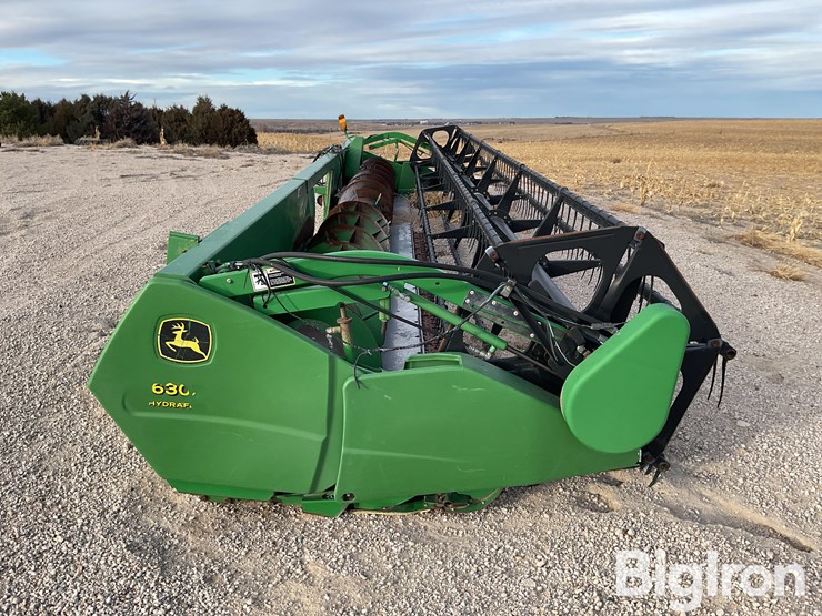 2004-john-deere-630-image-4