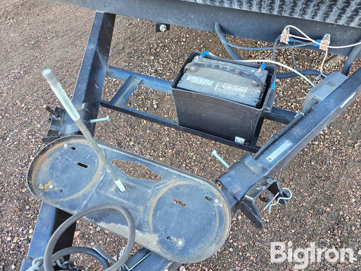 2015-keystone-bullet-272bhs-travel-trailer-image-11