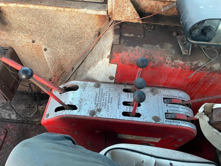 allis-chalmers-190xt-series-iii-image-9