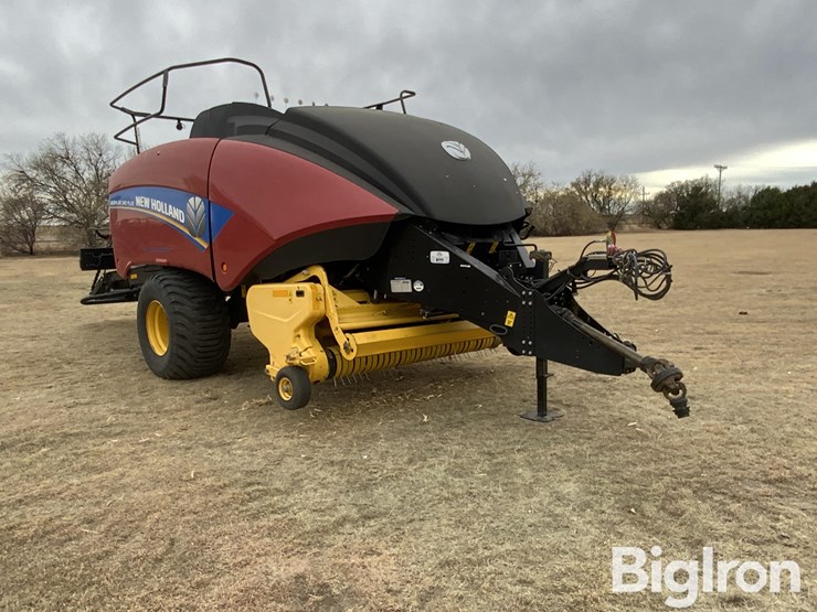 2013-new-holland-340-image-3