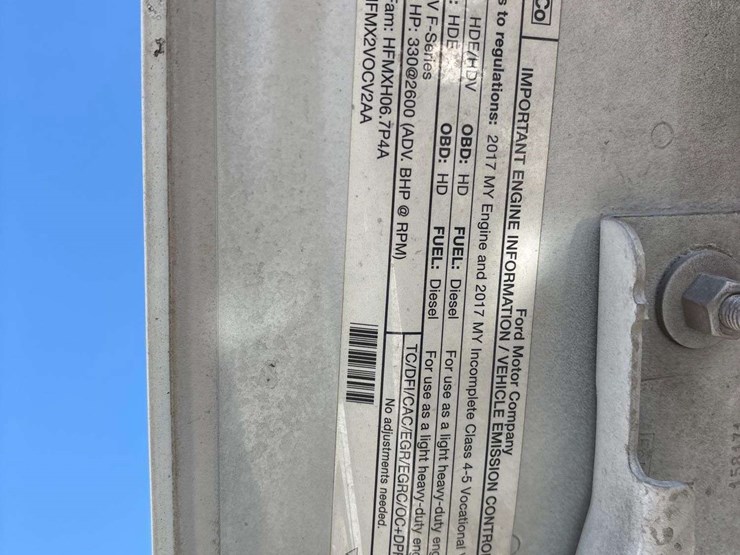 2017-ford-f550-image-12