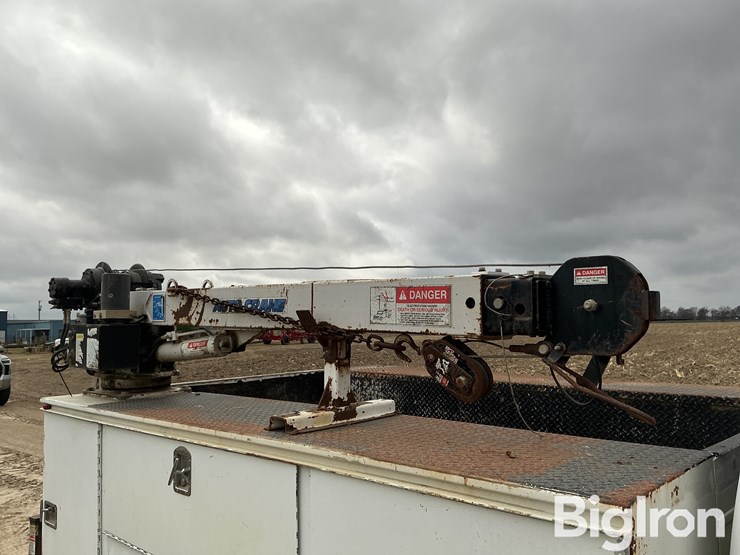 2013-chevrolet-silverado-3500-image-13