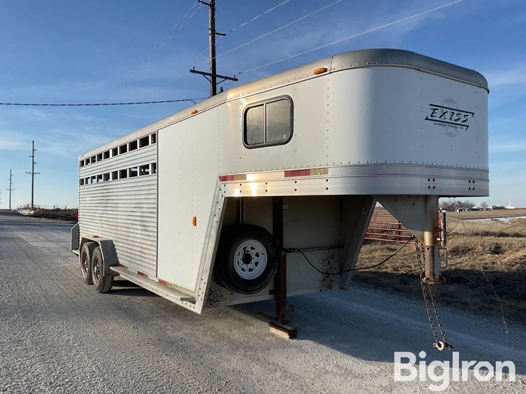2003-exiss-vgnc-720-t-t/a-gooseneck-livestock-trailer-image-3