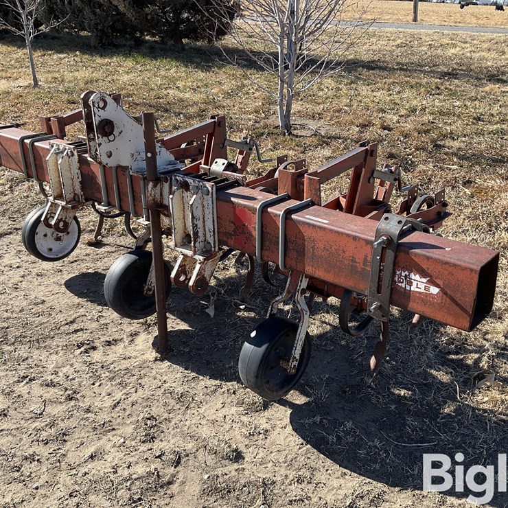 Noble 2-Row S Tine Field Cultivator
