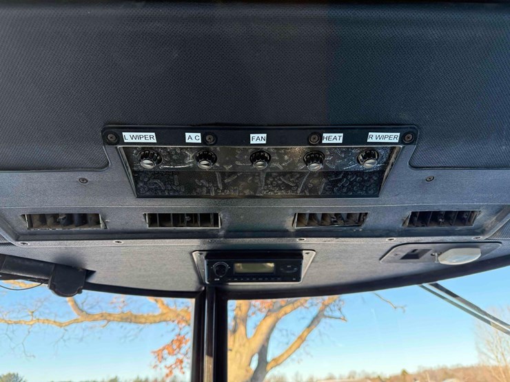 1979-john-deere-4440-image-30