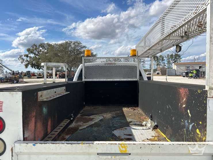 2015-ford-f350-image-23