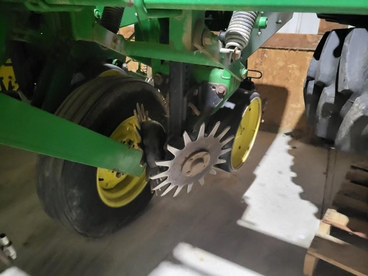 john-deere-7000-image-5