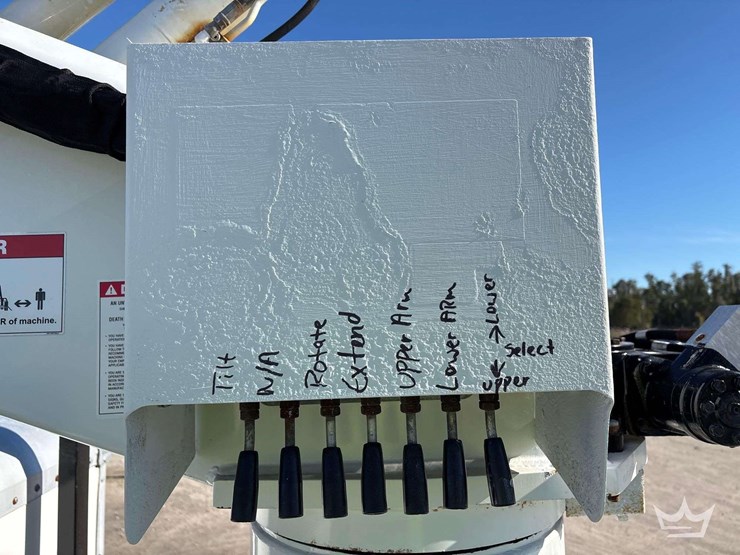 2017-ford-f550-image-37