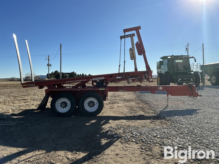 morris-pro-ag-k16-pull-type-large-square-bale-stacker-image-4