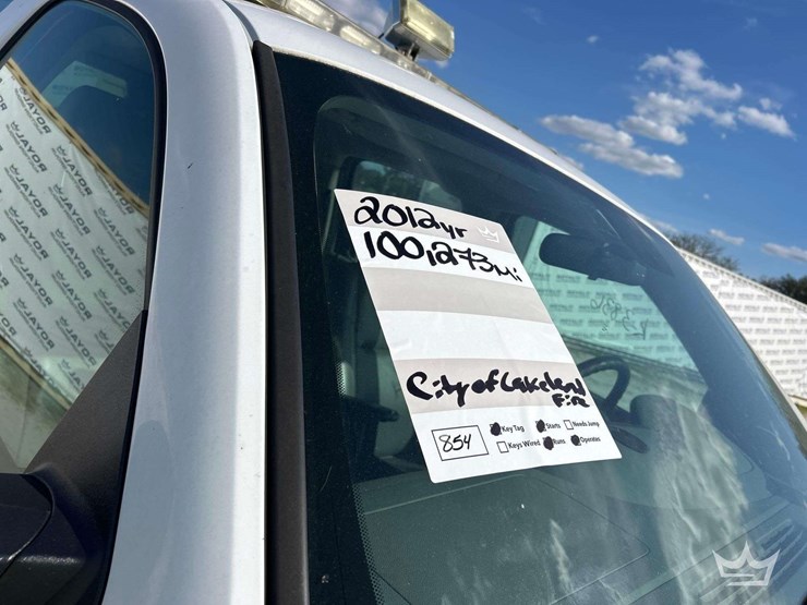 2012-chevrolet-silverado-2500-image-24