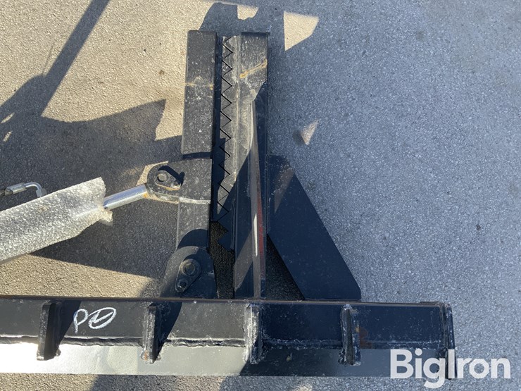 2025-giyi-tp25-skid-steer-post/tree-puller-image-13