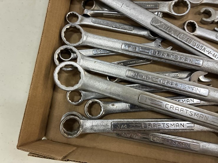 #115306-•-box-of-craftsman-wrenches-standard-image-5