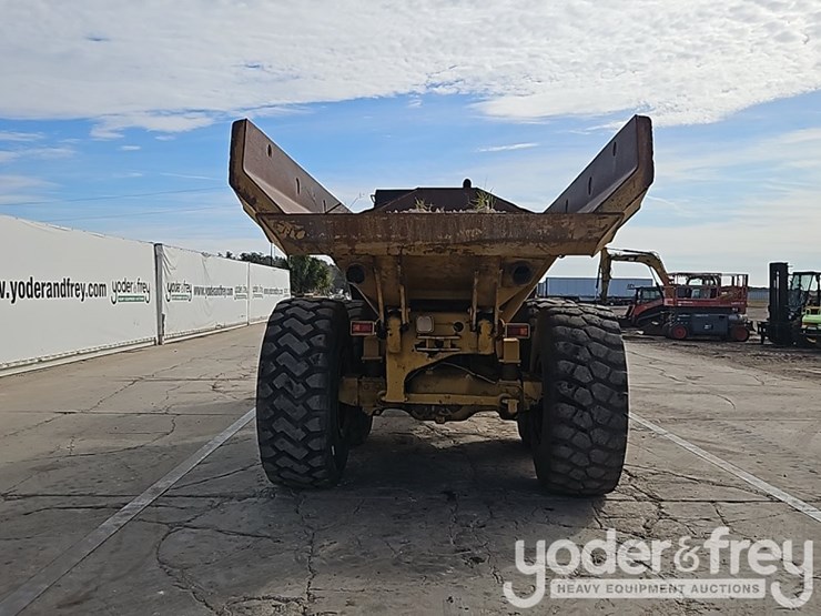 2008-caterpillar-d250e-image-19