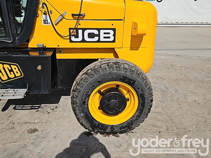 2017-jcb-926-image-15