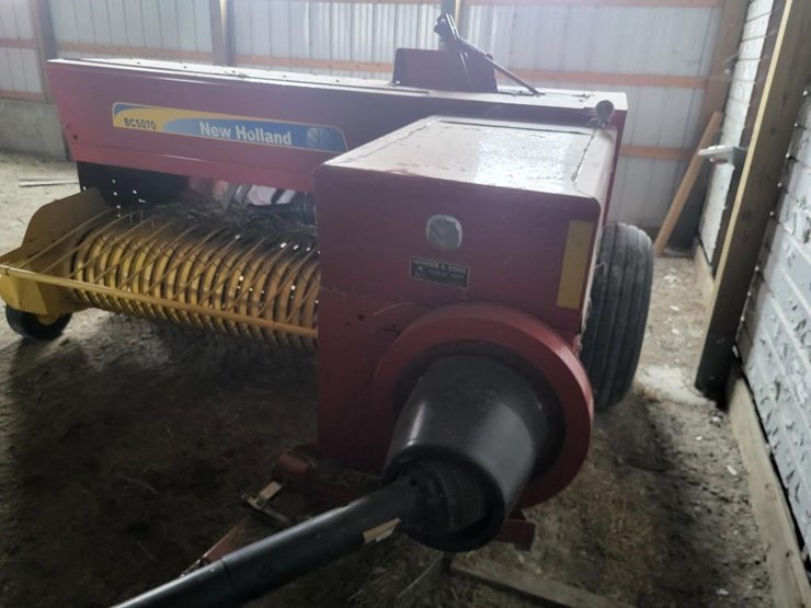 2011-new-holland-bc5070-image-17