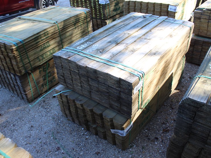 #24654-•-2-bundles-of-5/8in-x-6ft-fence-boards-image-1