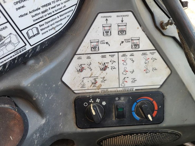 2017-bobcat-t630-image-37