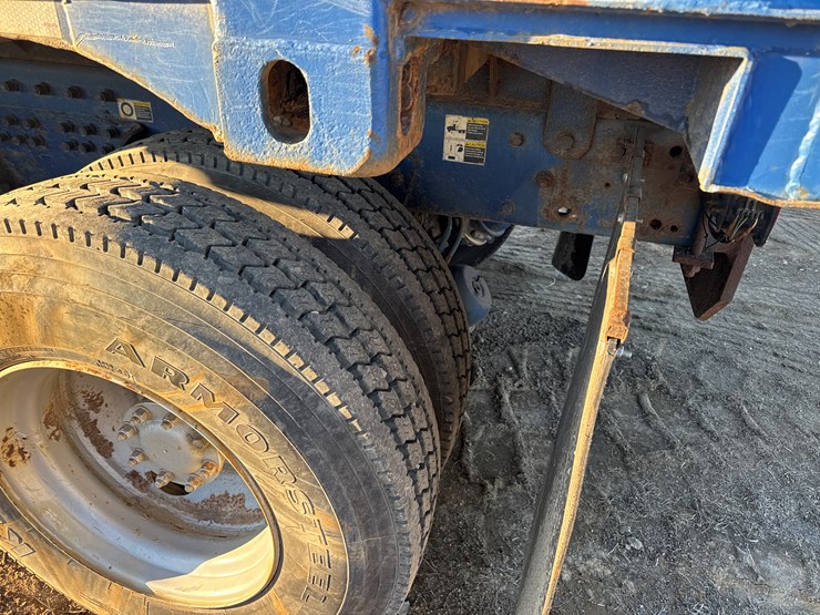 2006-peterbilt-357-image-24