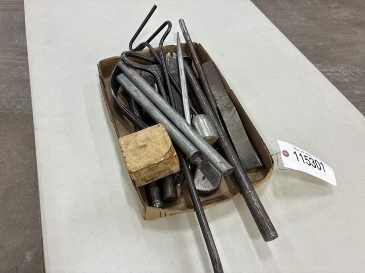 #115301-•-box-of-misc-image-7