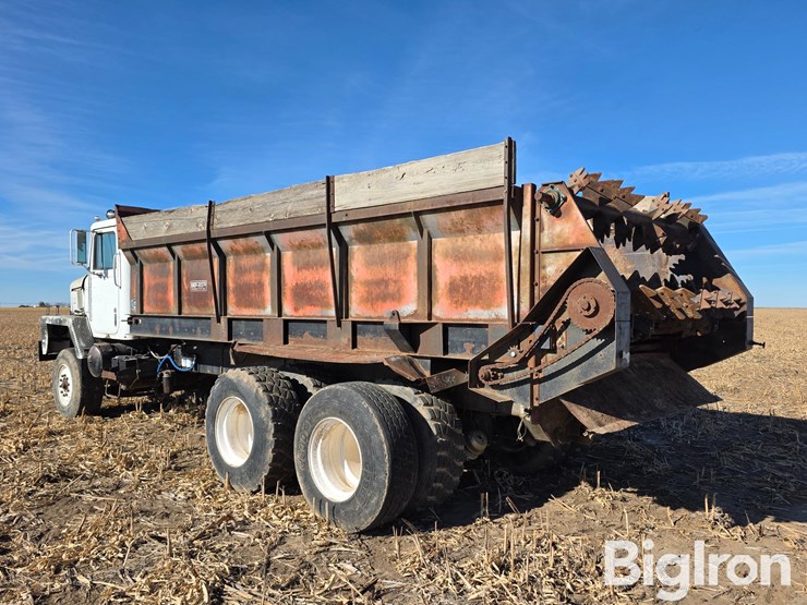 1975-international-f5070-image-7