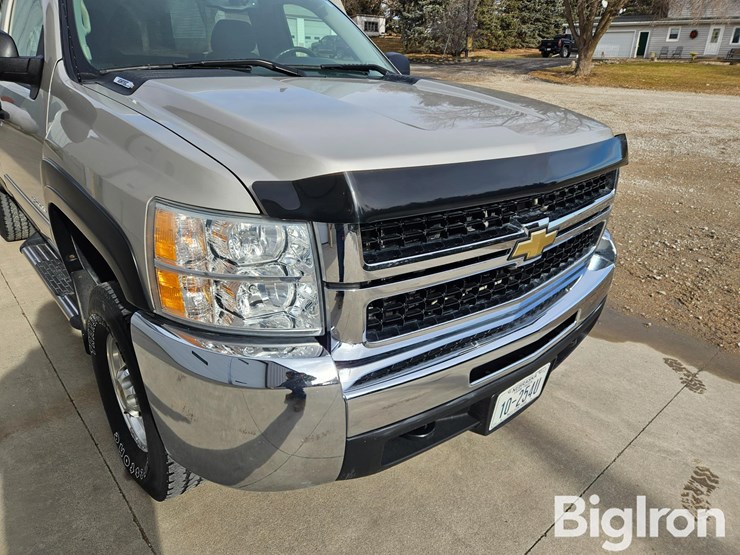 2007-chevrolet-silverado-2500-lt-image-11