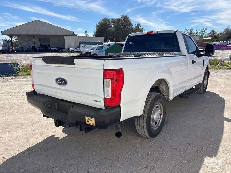 2017-ford-f250-image-3