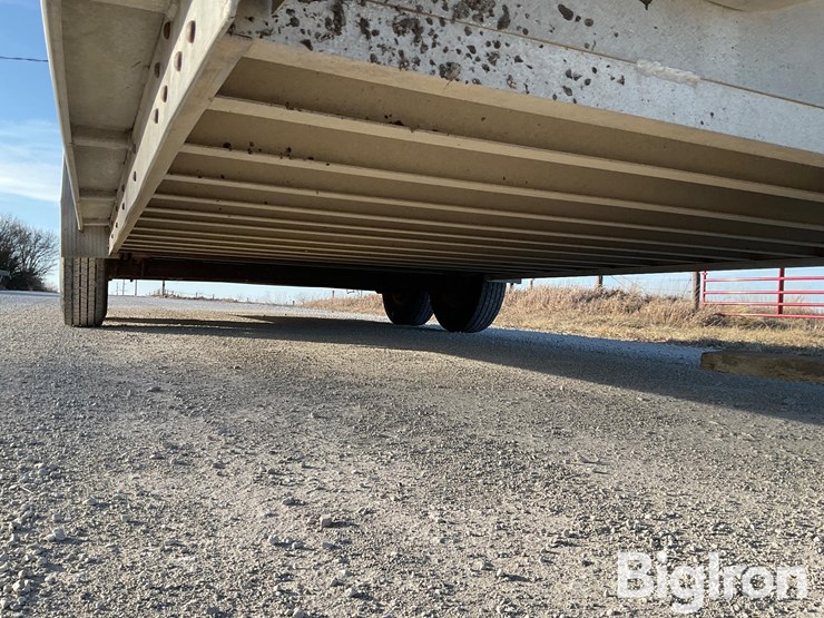 2003-exiss-vgnc-720-t-t/a-gooseneck-livestock-trailer-image-15