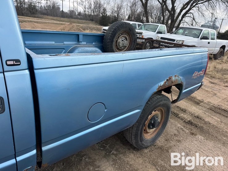 1997-gmc-sierra-1500-sl-image-19