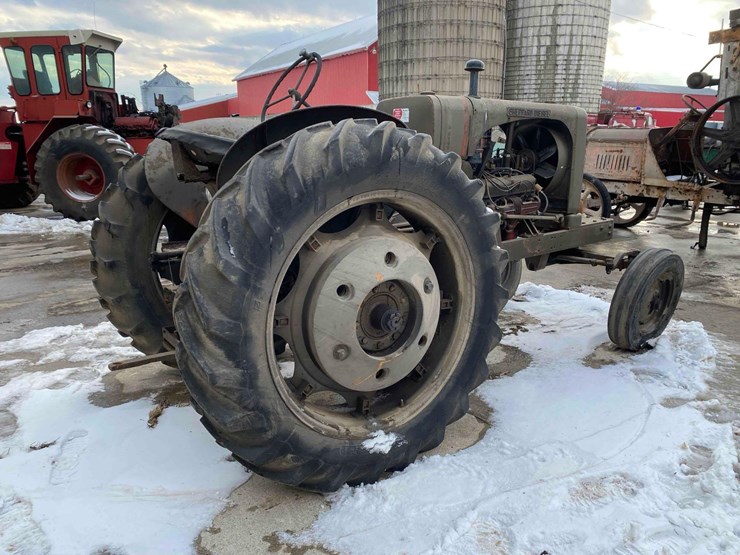 sheppard-diesel-tractor-image-4