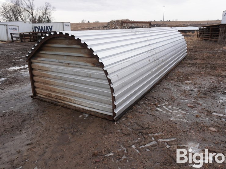 wolles-24'-calf-shelter-image-7