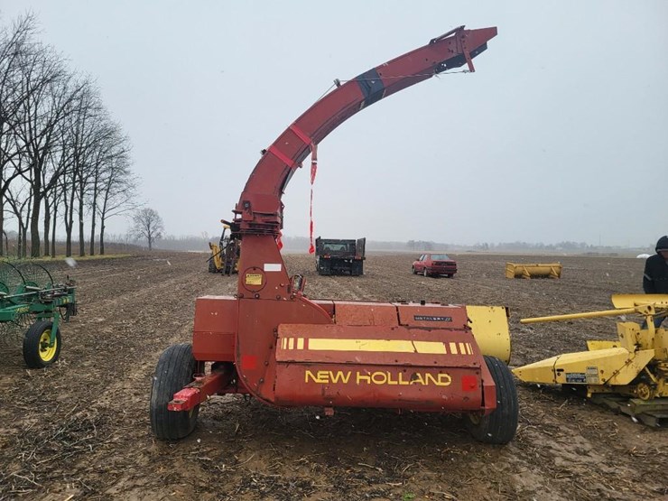 new-holland-782-image-4