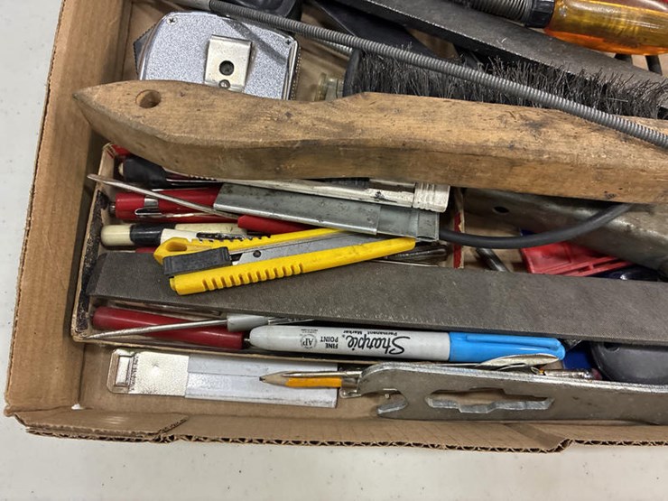#115304-•-box-of-misc-tools-image-3