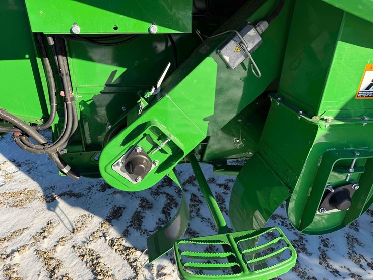 2016-john-deere-s660-image-25