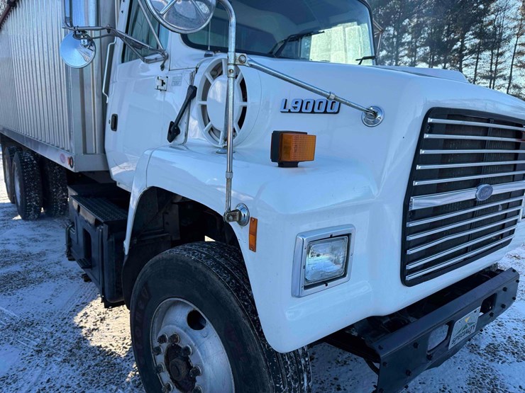 1996-ford-l-image-18