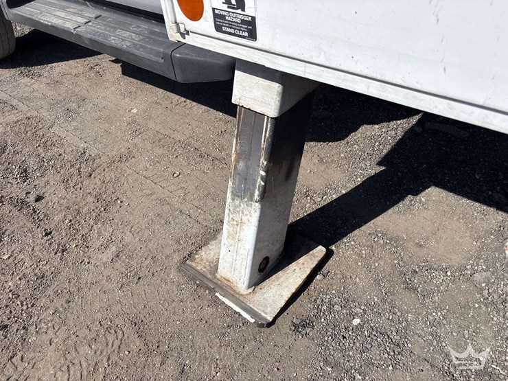 2014-ford-f550-image-37