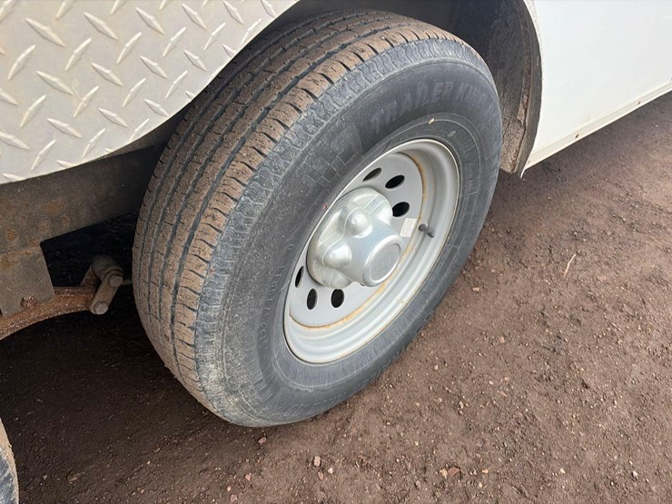 2023-look-enclosed-trailer-image-12