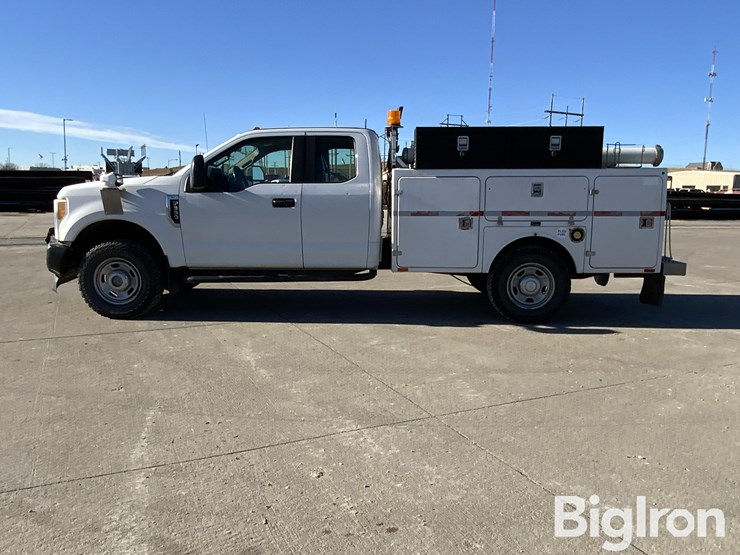 2017-ford-f350-xl-image-8