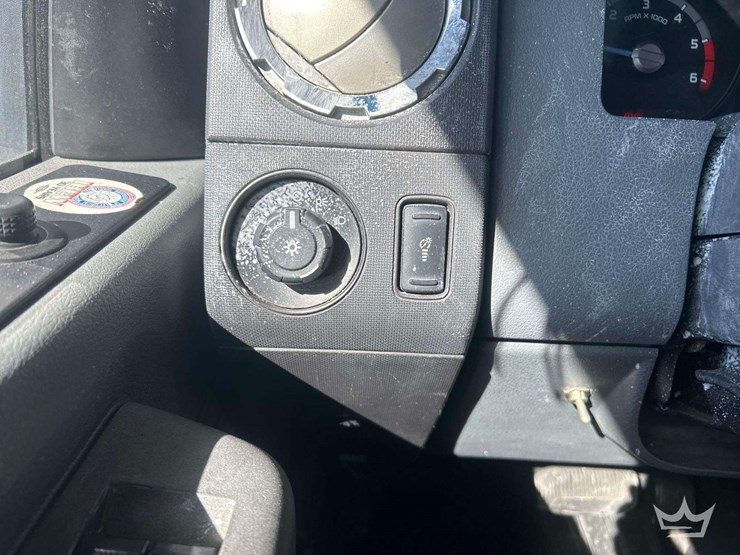 2011-terex-lt38-image-19