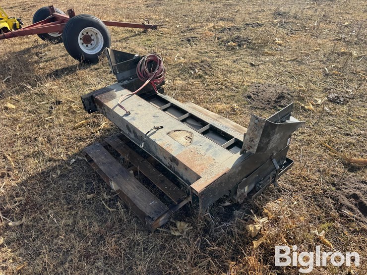 tommy-gate-tailgate-lift-image-5