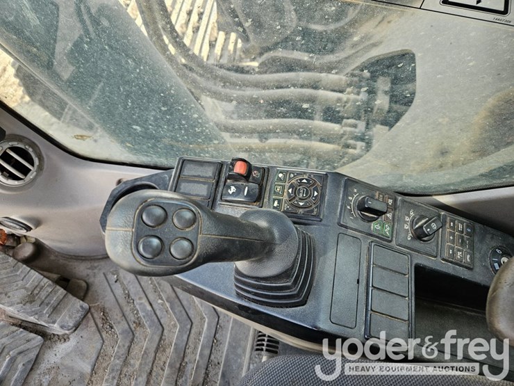 2019-volvo-ec350el-image-36