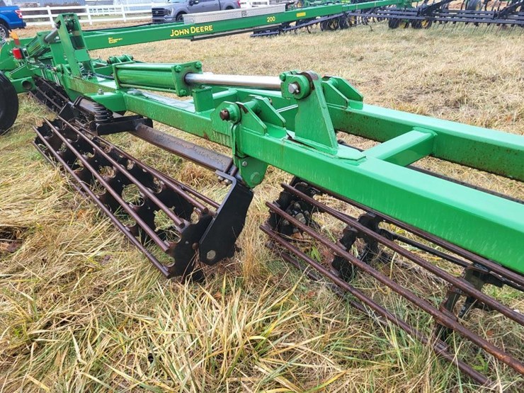 200-john-deere-200-image-21