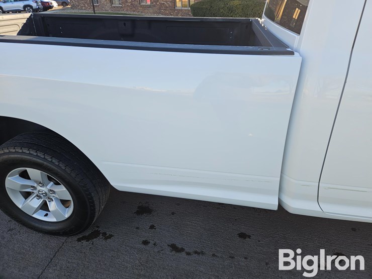 2019-dodge-1500-image-15