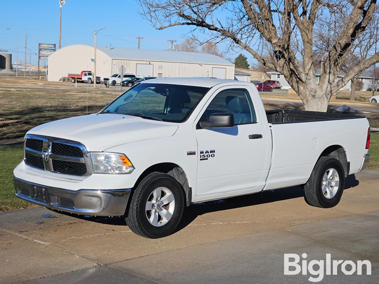 2019-dodge-1500-image-1