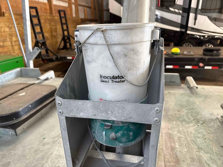 ads-bulk-seed-buggy-tender-image-19