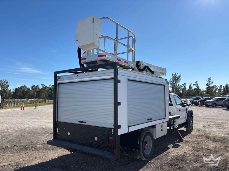 2017-ford-f550-image-7