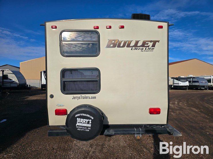2015-keystone-bullet-272bhs-travel-trailer-image-6