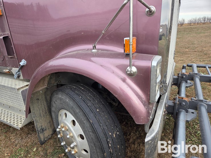 1998-international-9300-image-19