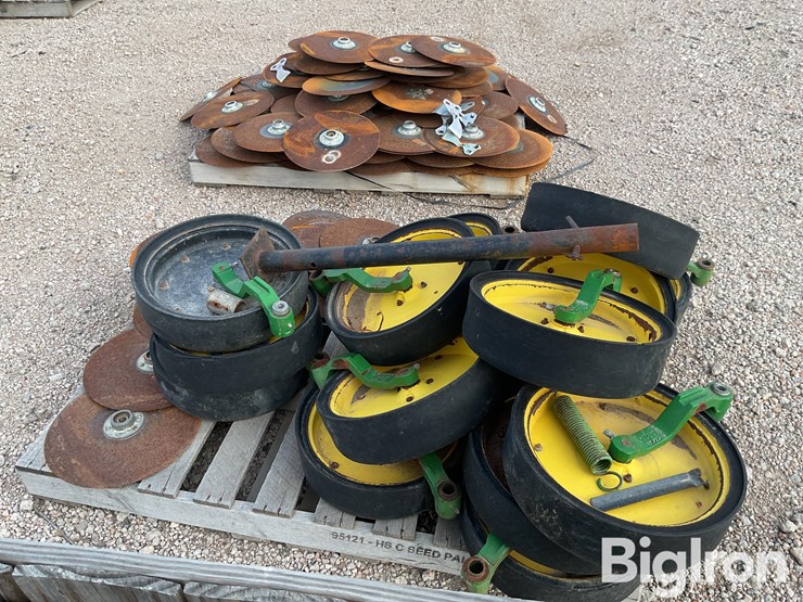 john-deere-8-image-4