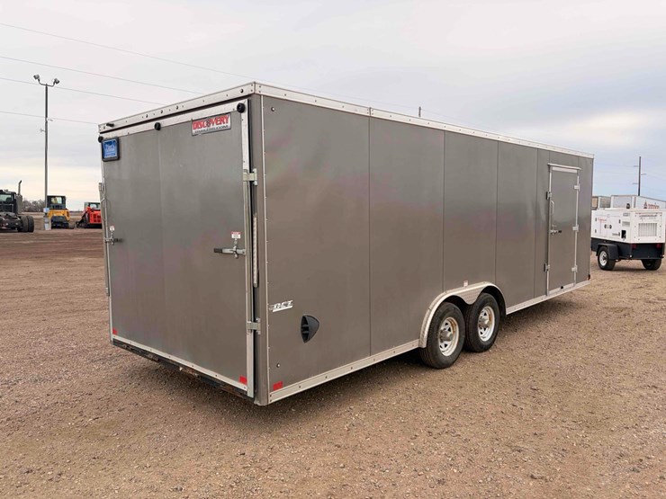 2022-dct-enclosed-trailer-image-3